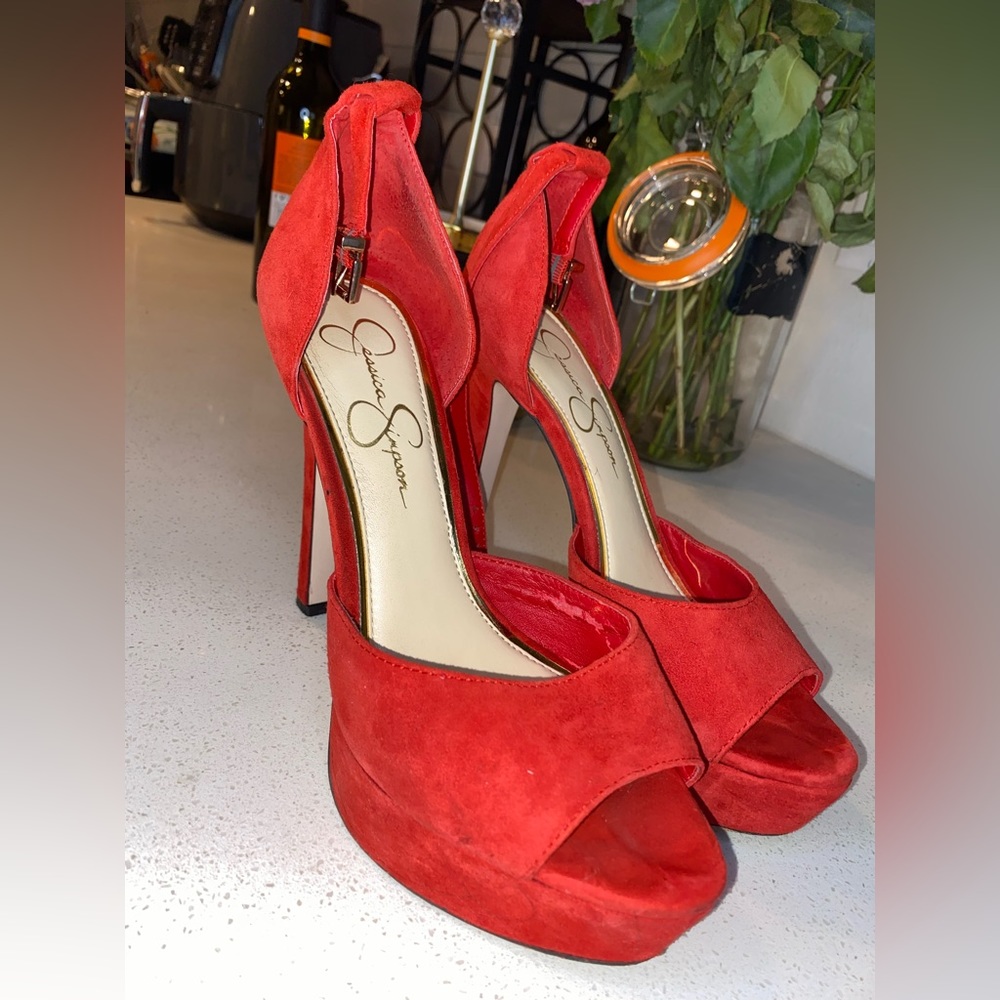 Sexy Jessica Simpson Red Pumps